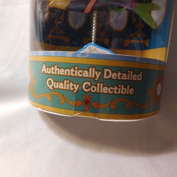 Disney CALIFORNIA ADVENTURE King Triton's Carousel of the Sea Figurine - Picture 3 of 8